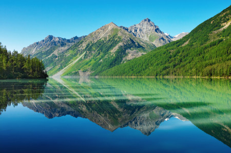 Mountain lake